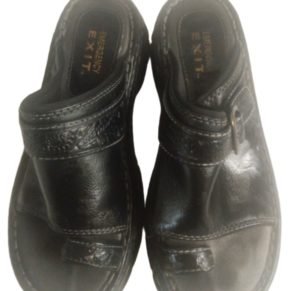 Emergency Exit Platform Slides Vegan Faux Leather Toe Thong Womens Black Sizes 7 - Picture 2 of 15
